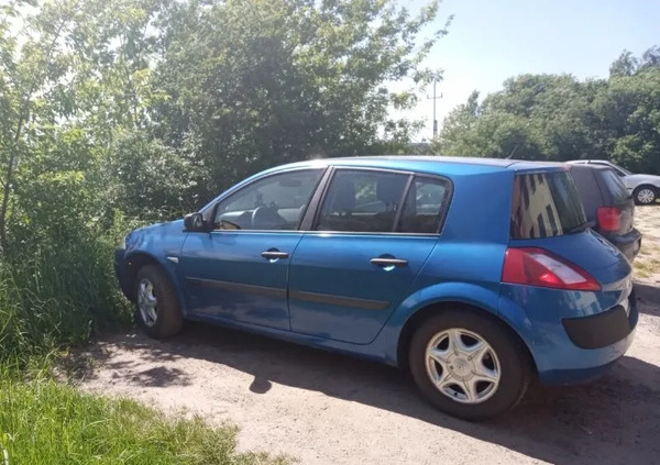 Renault Megane cena 5800 przebieg: 155000, rok produkcji 2004 z Starachowice małe 92